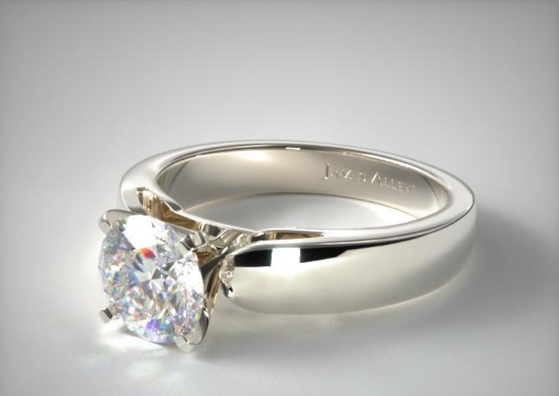 6 Best Engagement Rings for Fat Fingers (2022 Ring Guide)